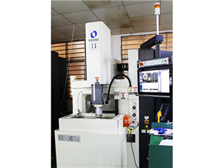 Makino electrical discharge machine